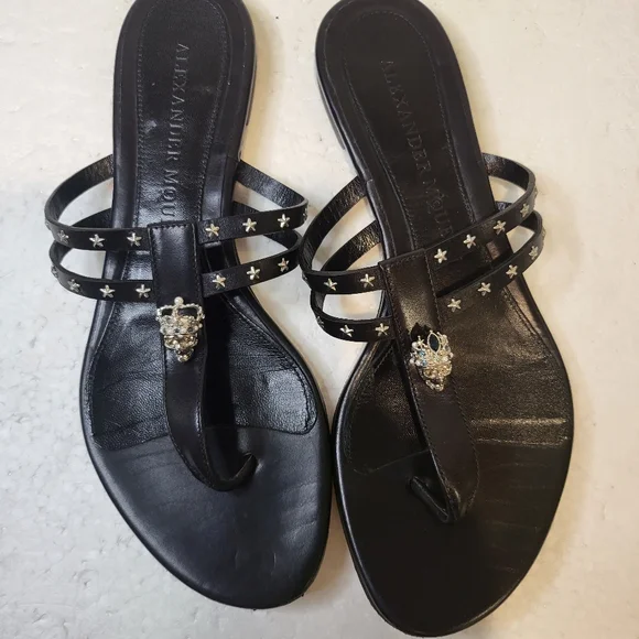 Alexander Mcqueen🔥🔥4X HOST PICK🔥🔥 Studded Flip Flops - Picture 14 of 16